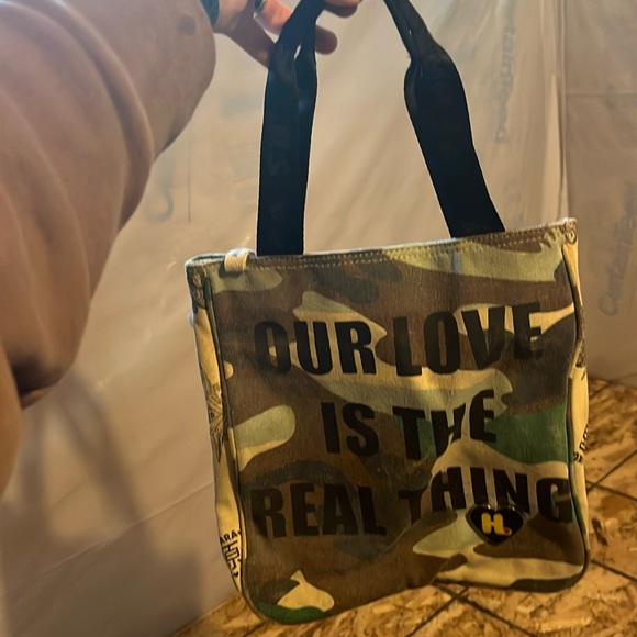 Harajuku Lovers Tote - Picture 2 of 13